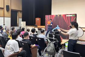 중원도서관,장애인초청마술체험등특별공연마련 사보 대표 이미지